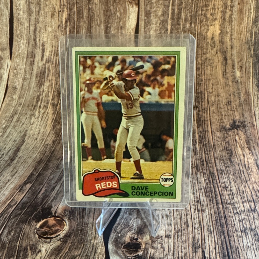 VTG 1981 Topps Dave Concepcion #375 Baseball Trading Card Item #ME650